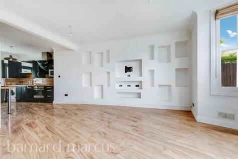 Gleneagle Road, London