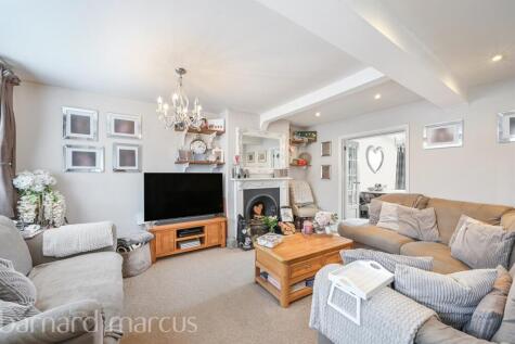 Hazel Bank, SURBITON