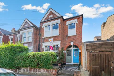 Sellincourt Road, London