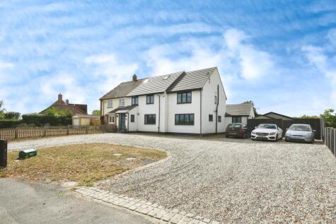 Lamberts Cottages, Tumblers Green, Braintree