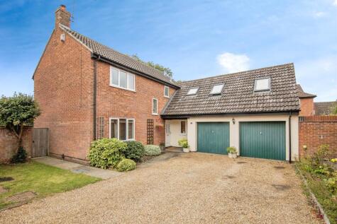 Harebell Close, Highwoods, Colchester