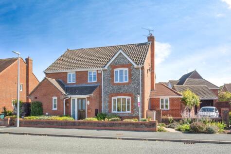 Eastwood Drive, Highwoods, Colchester