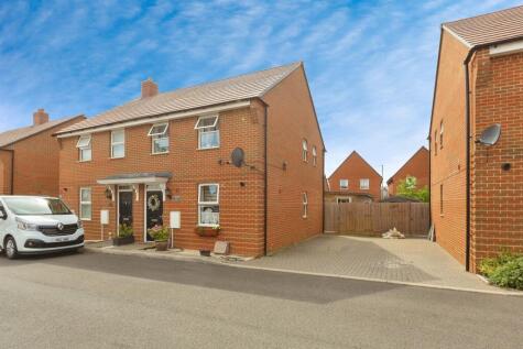 Burnet Lane, Broughton, AYLESBURY