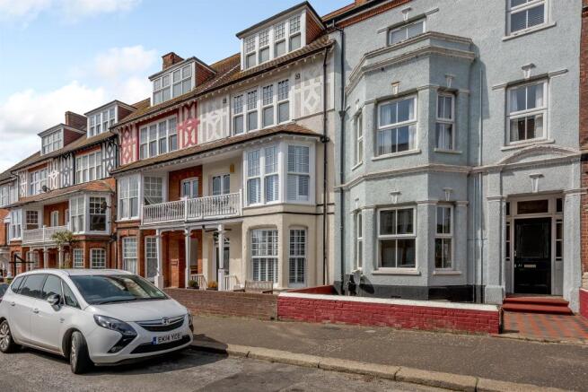 9 bedroom terraced house for sale in Cabbell Road, Cromer, NR27