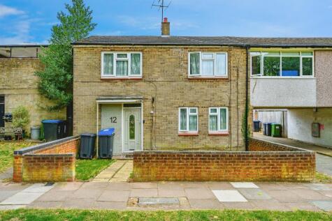 Deimos Drive, Hemel Hempstead