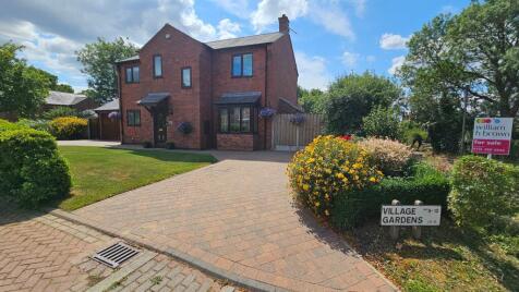 Village Gardens, Leeds