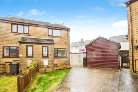 Natty Fields Close, HALIFAX