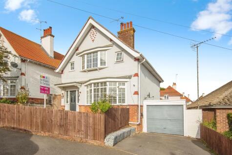 Fronks Avenue, Harwich