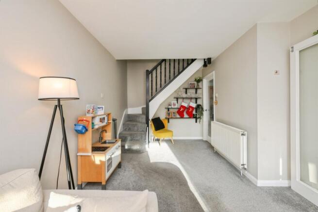 Open Plan Lounge/Dining Room: