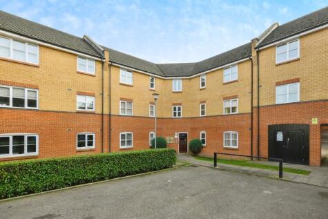 Plomer Avenue, Hoddesdon