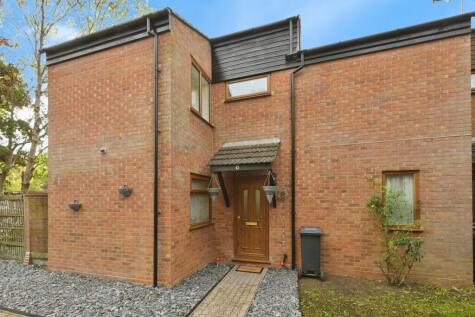 Burford Mews, Hoddesdon