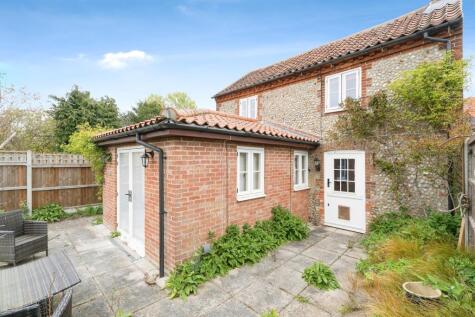 Holt Road, Langham, Holt