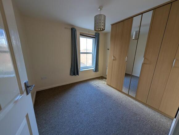 PXL_20251202_1053...