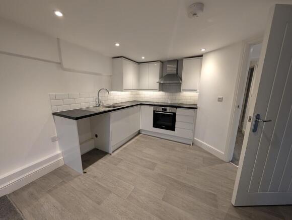 PXL_20251204_0927...