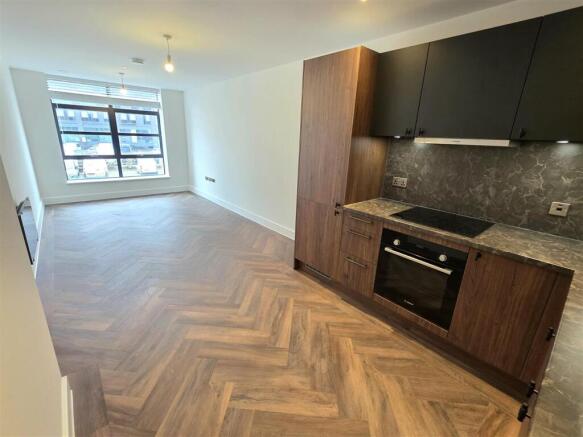 Kitchen/Lounge