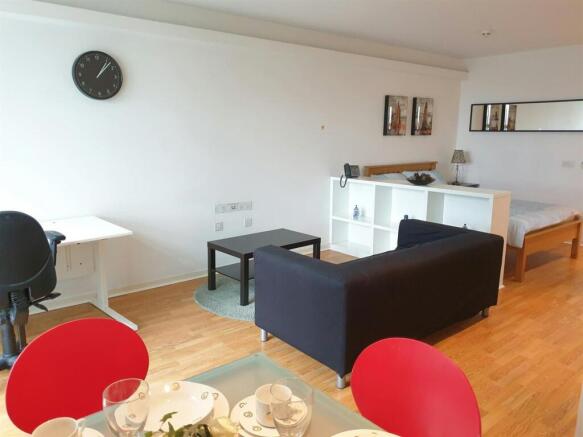 159472222_988859288310037_4669151304428497726_n.jp