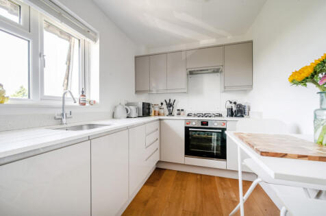 Bells Hill, Barnet, EN5