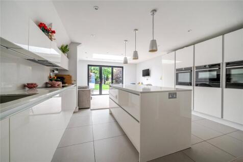 Thornton Road, Barnet, EN5