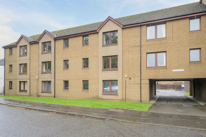 0001-11ForthCourt