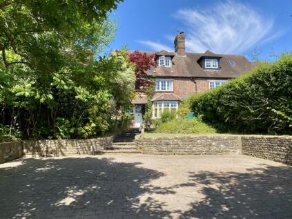 Tanners Lane, Haslemere