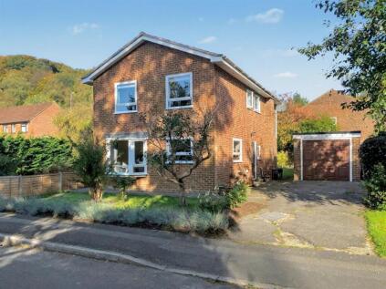 Dolphin Close, Haslemere