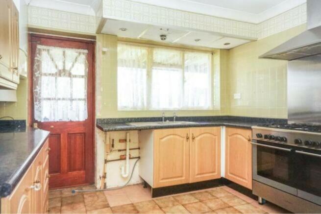 lingfield drive k...