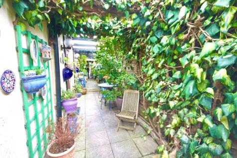 Station Road, Southend-on-Sea