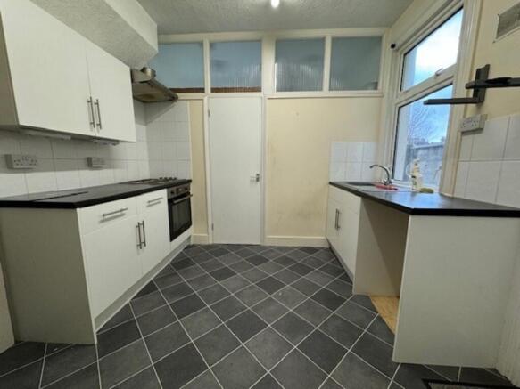 Kitchen 3