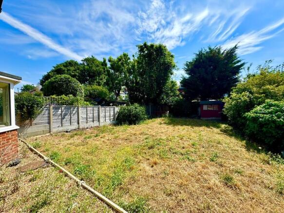 10 Preston Road g...