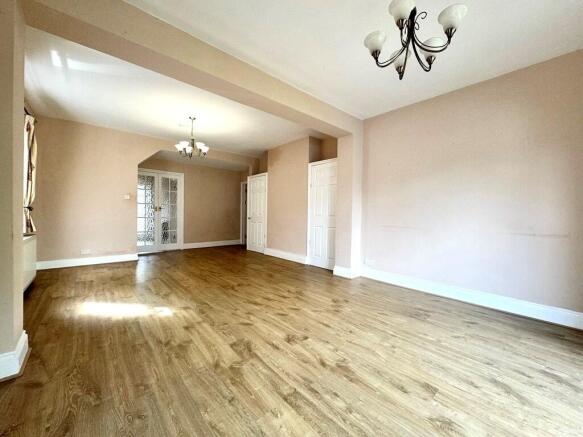 52 Preston Road r...