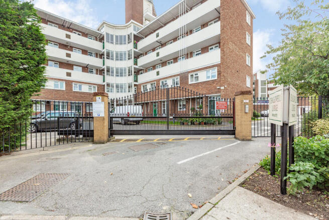 Chalkwell Lodge f...