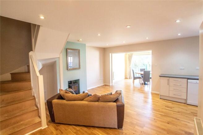 Kitchen/Living Area