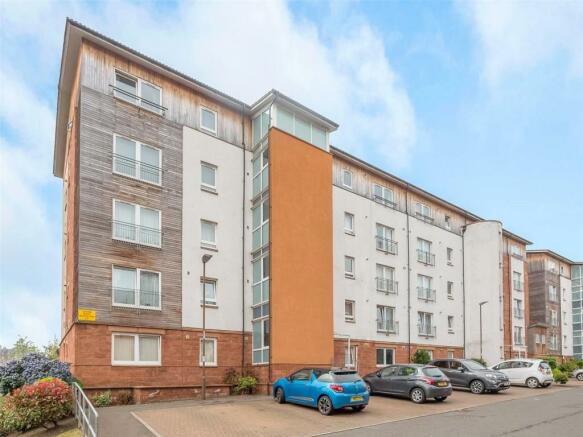 2 bedroom flat to rent Abbeyhill