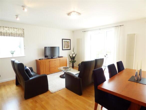 Lounge 1