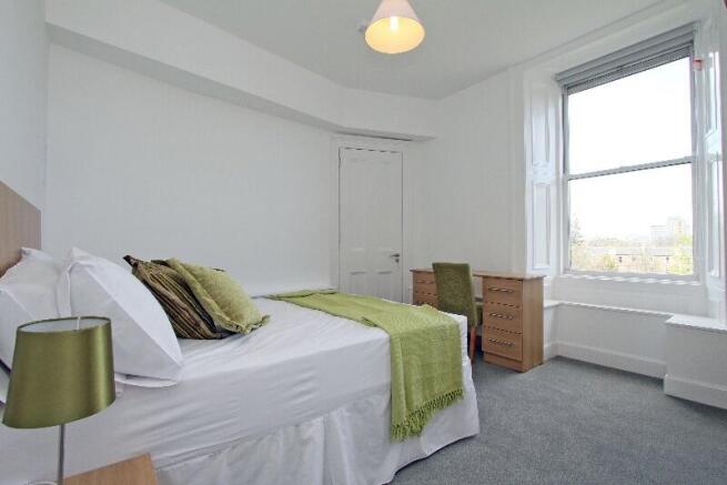 2_Bed 1.jpg