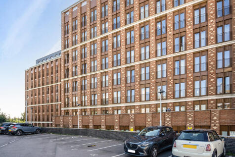 Ziggurat House, Grosvenor Road, St. Albans, AL1