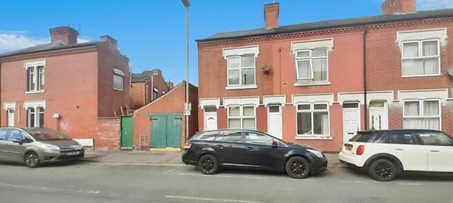 f1e23ac3-WhatsApp...