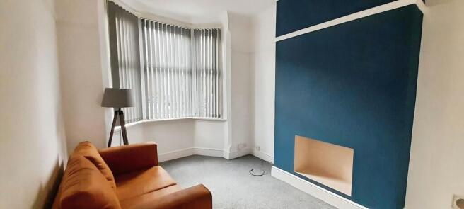 29f12cb6-WhatsApp...