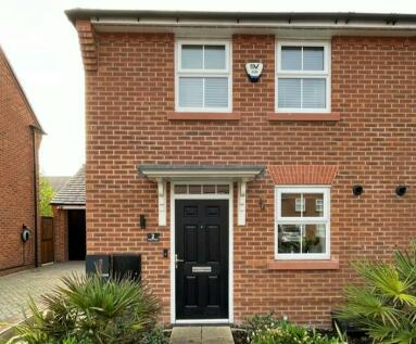 Wilmslow - 2 bedroom end of terrace house for sale