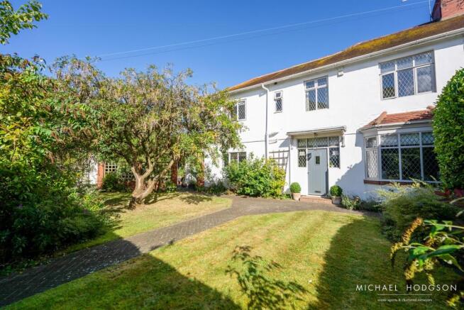 21, Laburnum Grove-01.jpg