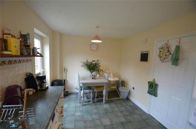 9 Mallard Close - Dining.jpg