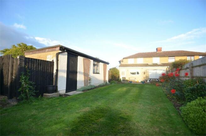 3 Bedroom Semi-detached House For Sale In Stanford Road, SOUTHILL ...