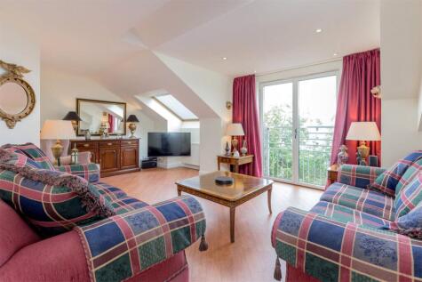 Crewe Road North, Crewe, Edinburgh, EH5