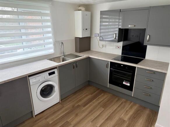 New kitchen shot 1.jpg