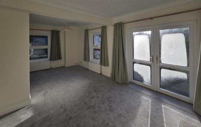 4 St Andrews Court sit new- 2.jpg