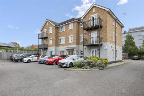 New Road, Harlington