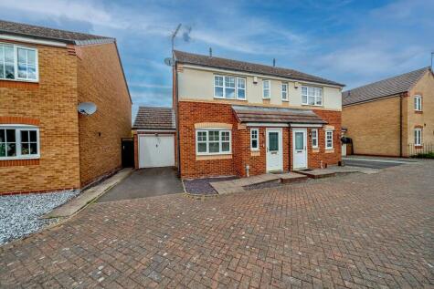 Nuthatch Close, Heath Hayes, Cannock