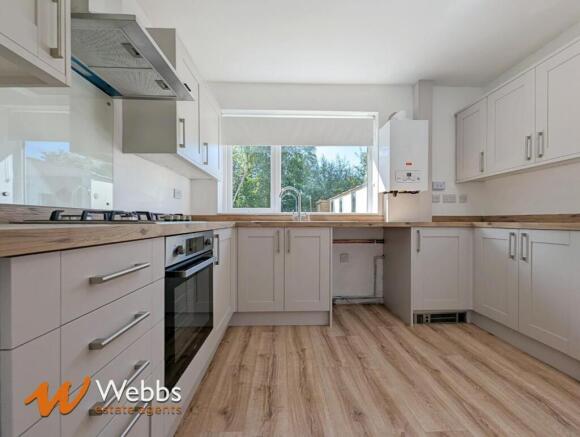 Kitchen 1.jpg