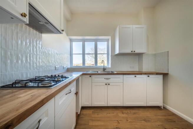 Kitchen 3.jpg