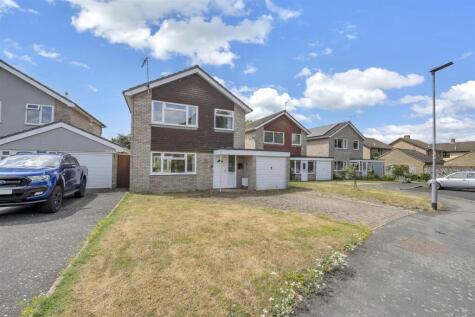 Crown Crescent, Ixworth